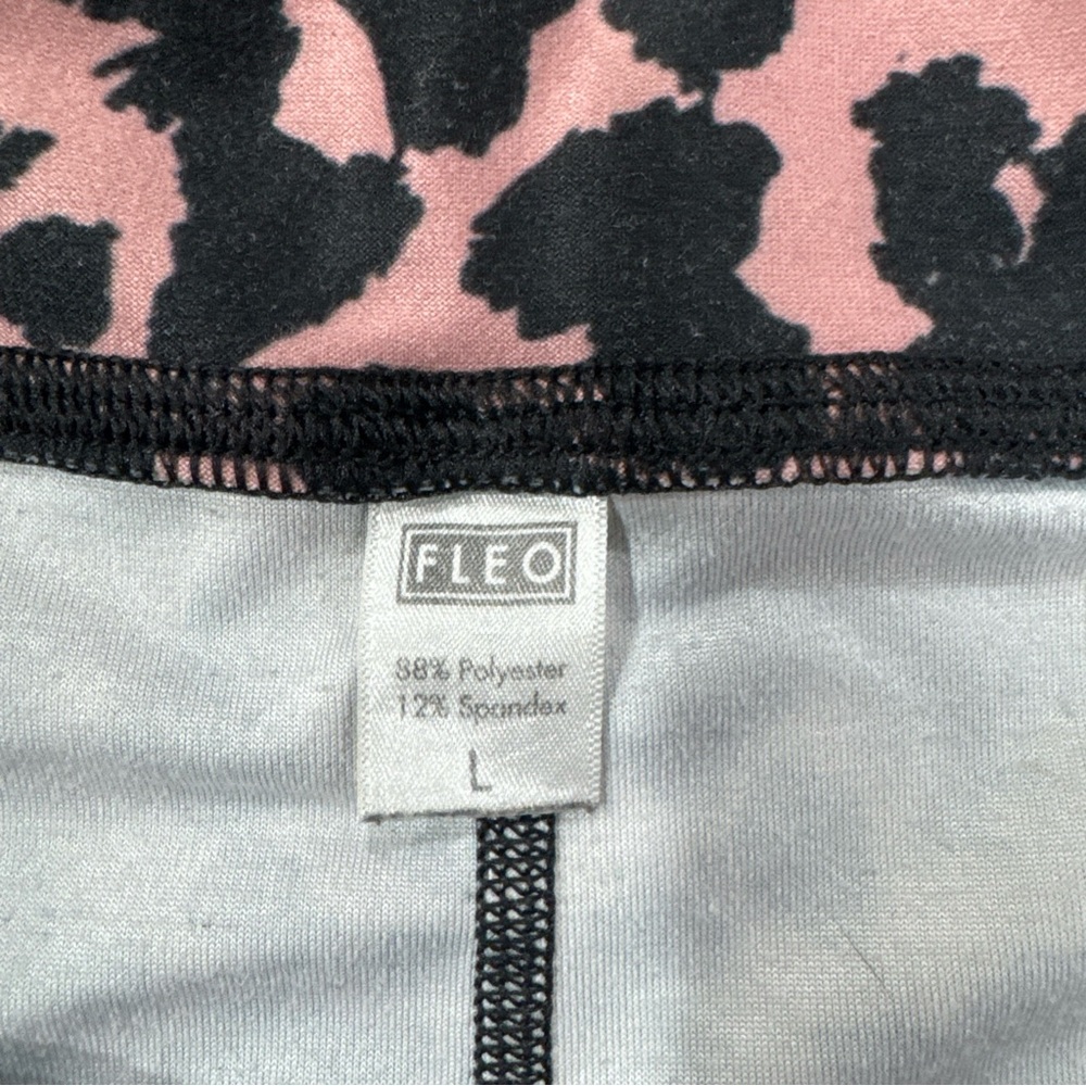 FLEO Women’s Workout Shorts Pink Black Leopard Print Athletic Gym CrossFit 2.5in - Picture 4 of 4